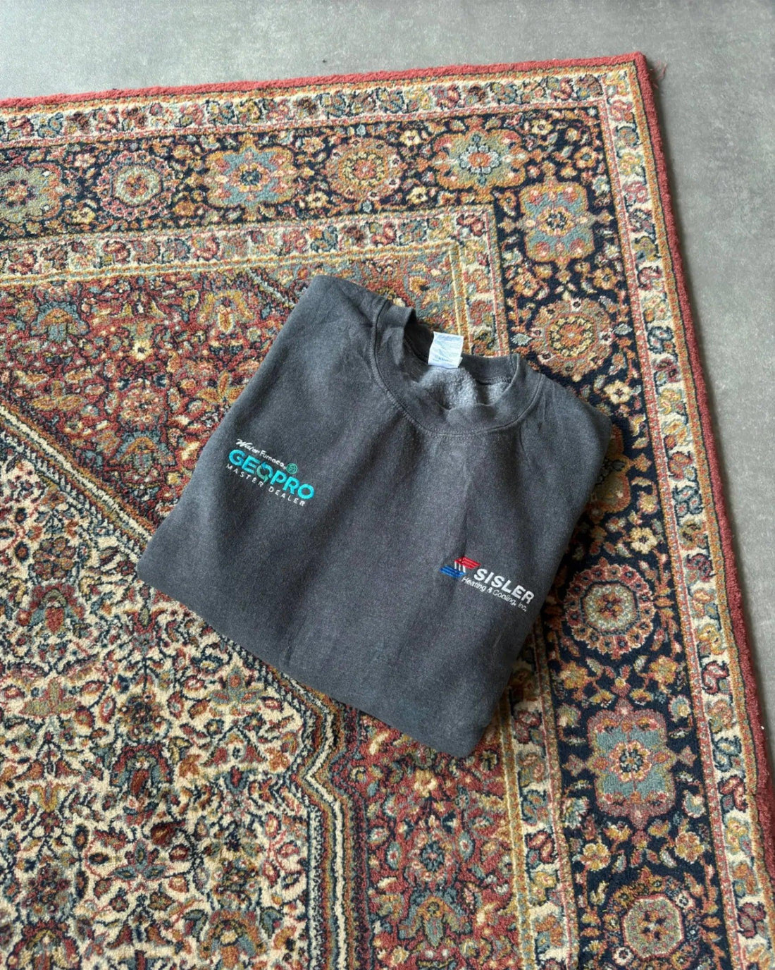 VINTAGE GEOPRO SWEATSHIRT