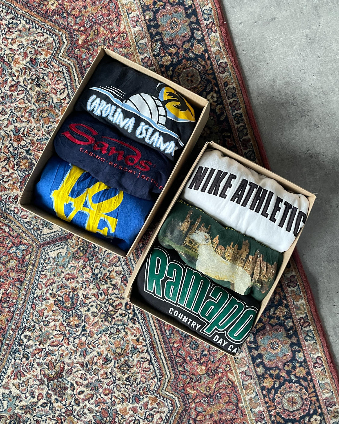 3 PIECE VINTAGE MYSTERY BOX