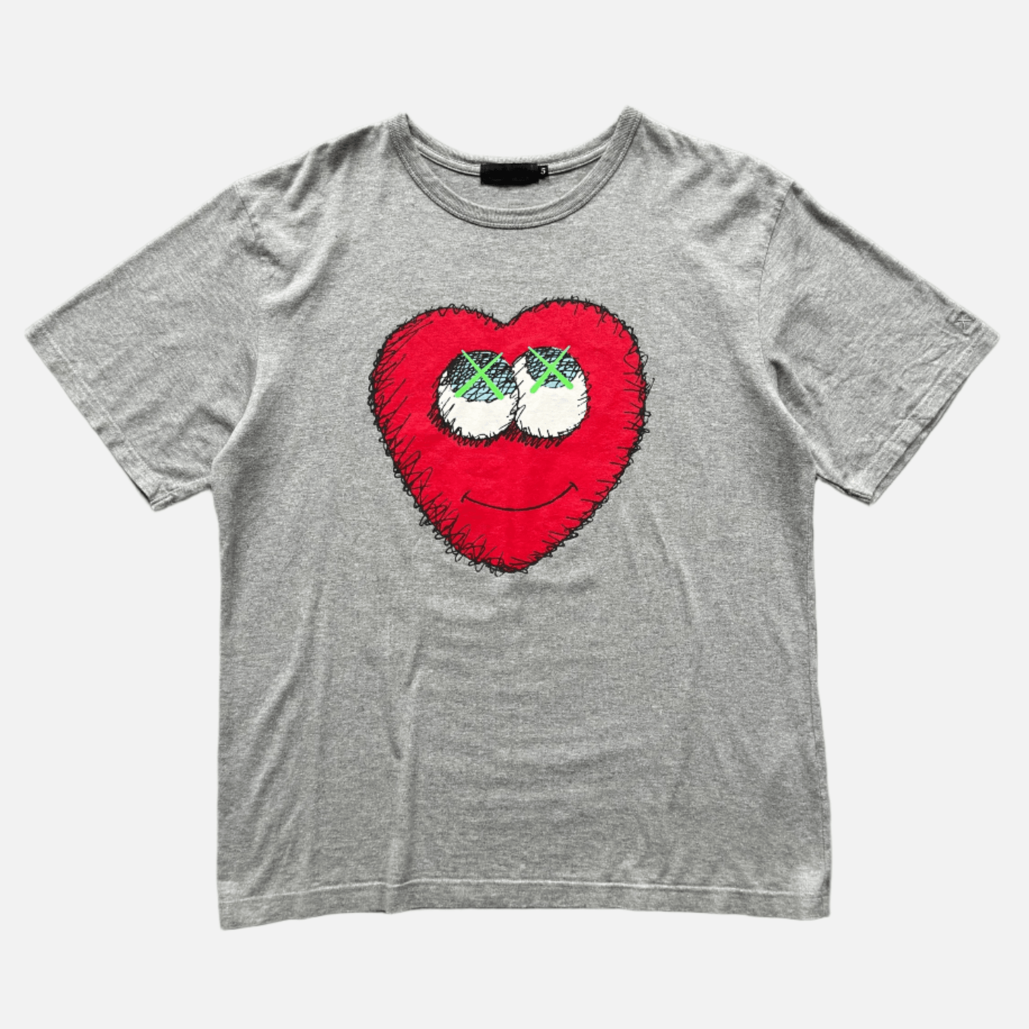 KAWS HEART TEE - XL