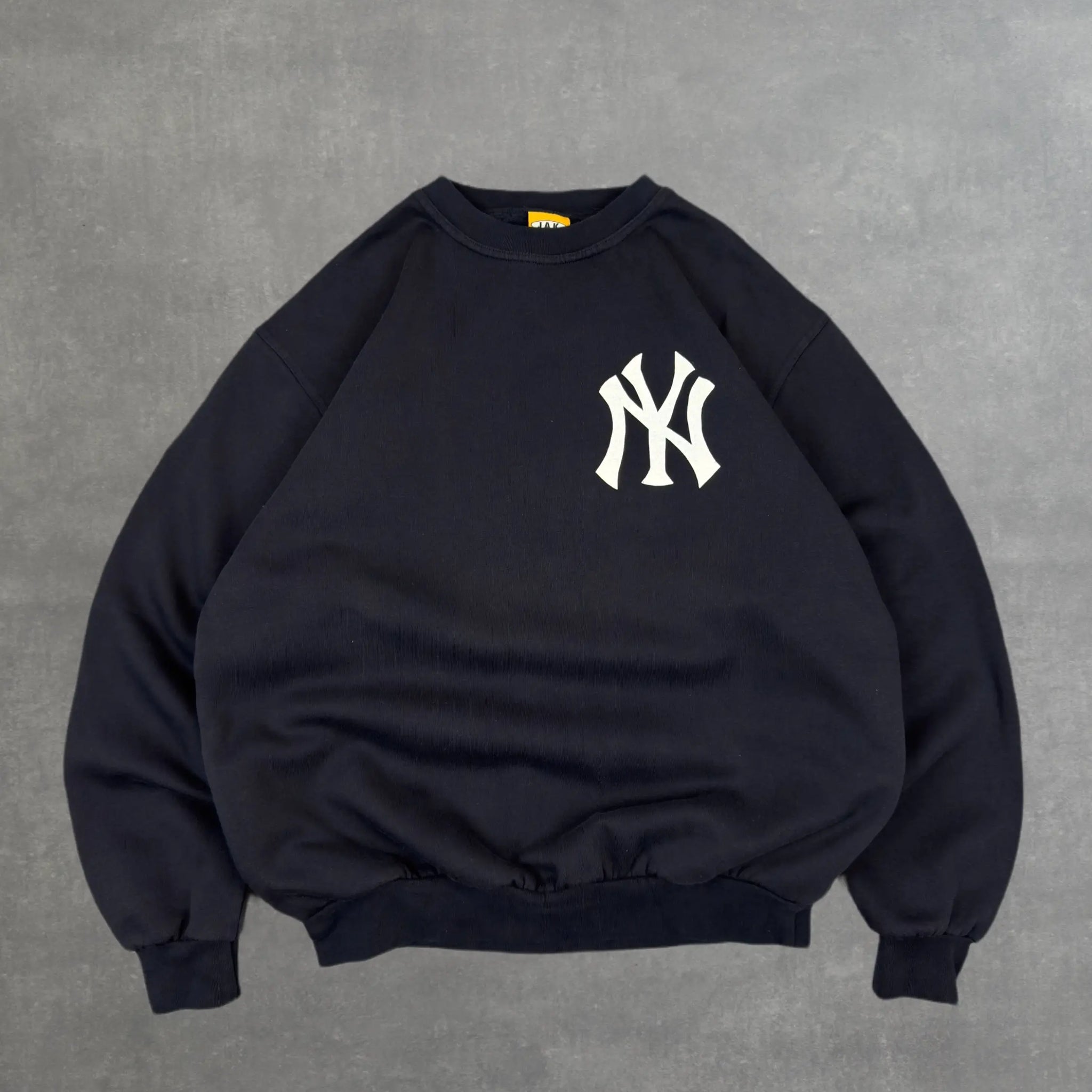 VINTAGE BLACK NY YANKEES CREWNECK - M