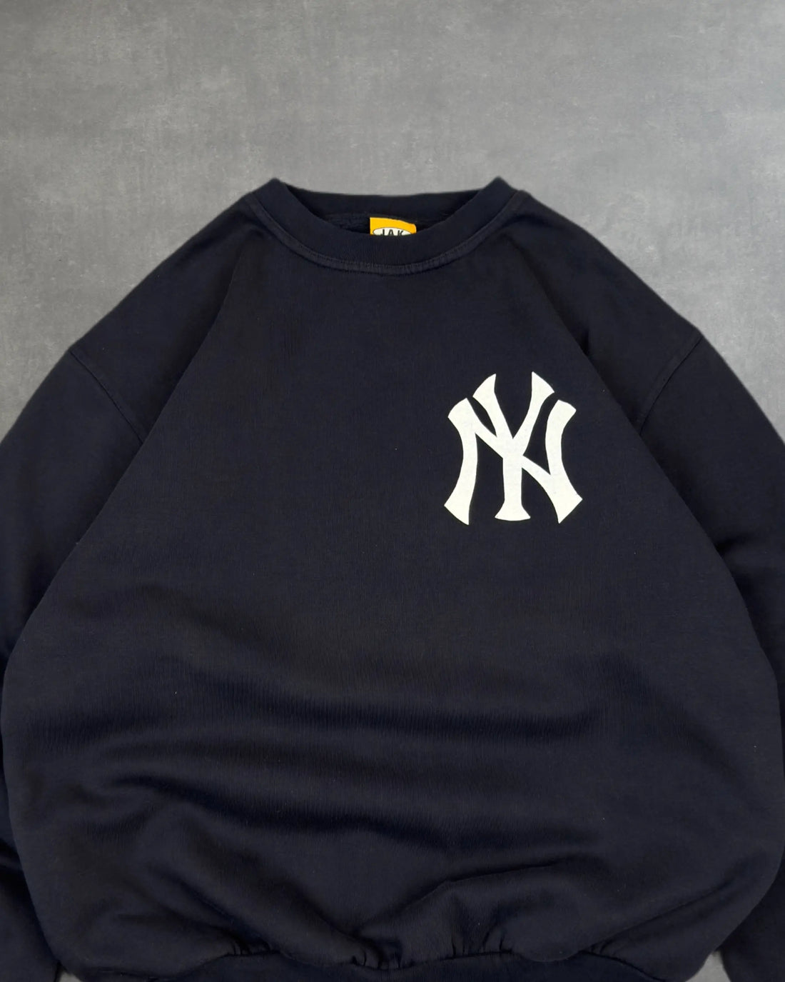 VINTAGE BLACK NY YANKEES CREWNECK - M